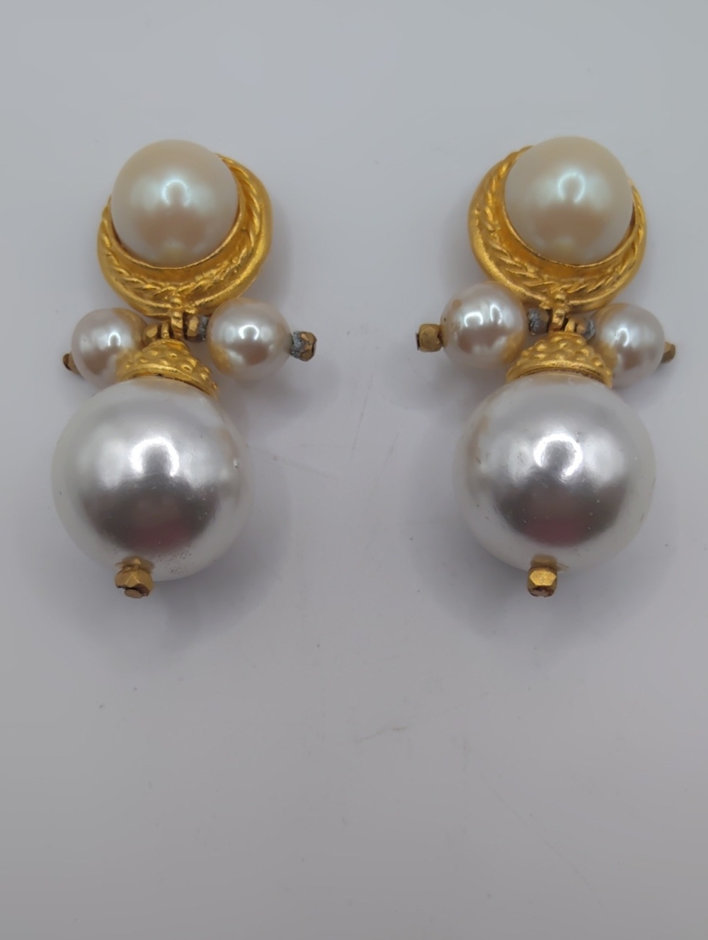 Deanna Hamro Vintage Faux Pearl Chunky Clip On Earrings